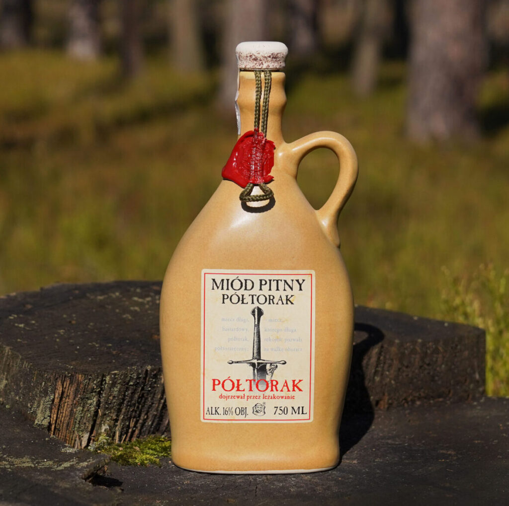Miód pitny półtorak "Półtorak" butelka ceramiczna 750 ml